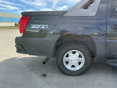 Used 2003 CHEVROLET AVALANCHE Pickup Trucks Michigan US | Miedema Asset Management Group #1468662