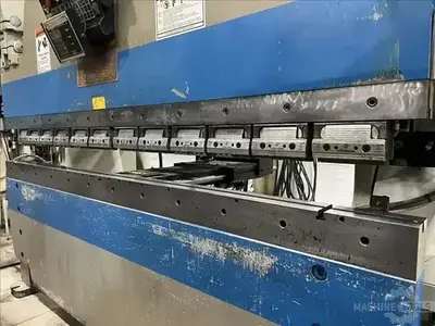 USED 1998 ACCURPRESS 71008