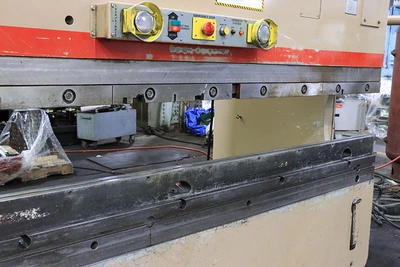 Used 1998 Cincinnati 135CBII Press Brakes New Jersey US | Machinery Values #1266783