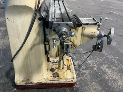 Used FALCON CHEVALIER MACHINERY INC. FM3VS Vertical Mills Ohio US | HGR 24 #1334579