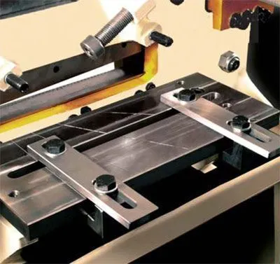 2025 GEKA BENDICROP 85S GEKA BENDICROP 95 TON IRONWORKER WITH 6 STATIONS AND LASER PUNCH ALIGNMENT | Maurice Cohn (7)