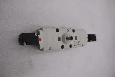 NEW SMC EVS7-8-FIG-D-3ZRM0 Valve 9 AVAILABLE STOCK S-390