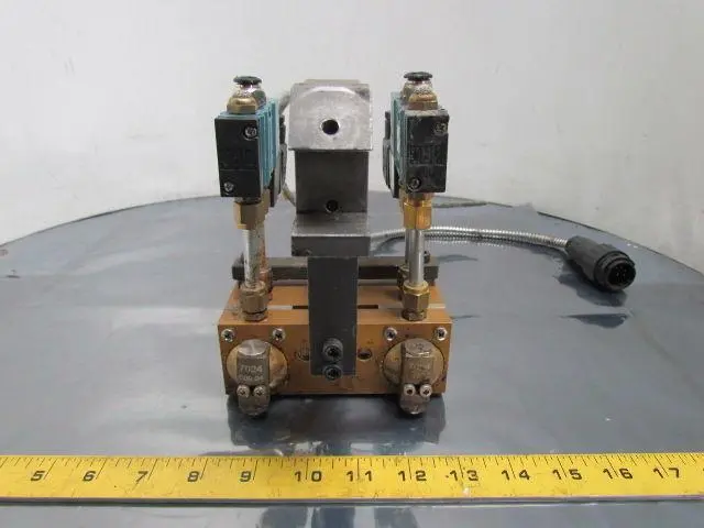 Used ITW DYNATEC _UNKNOWN_ Valves/Fittings | Arrow Industrial #626613