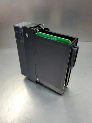 USED Allen-Bradley 1756-0W16I/A M01