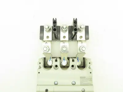 Fuji Electric BW400SAGU-3P400 3 Pole Auto Circuit Breaker 400A 690V IEC