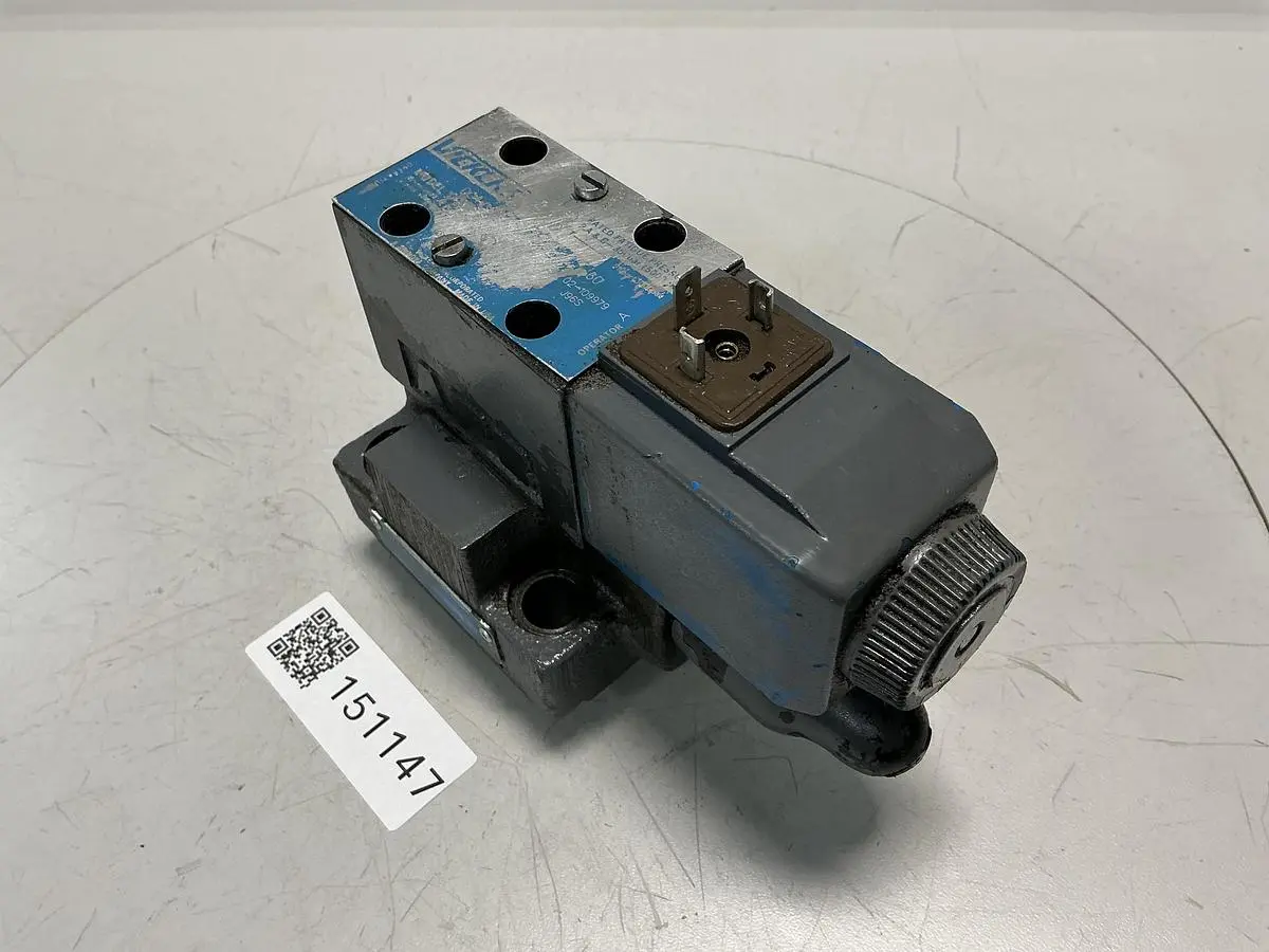 USED VICKERS DG4V-3-2AL-M-U-HL7-60