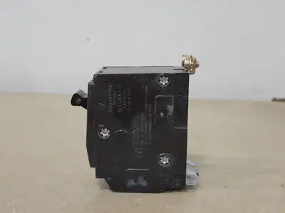 USED SQUARE D QOB250