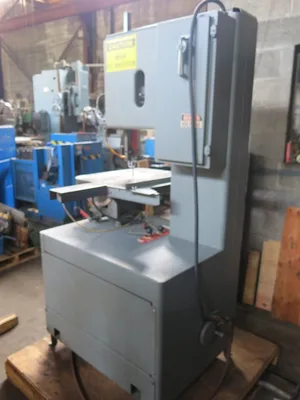 USED GROB 4V-18 VERTICAL BANDSAW