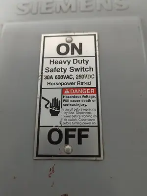 Used SIEMENS HNF361 Circuit Breakers Ohio US | Surplus Asset Holdings #1185659