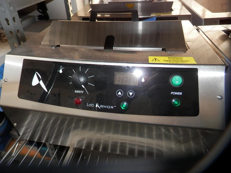 Used SHEL LAB _UNKNOWN_ Baths / Circulators California US | Biotech Equipment Sales #1464639