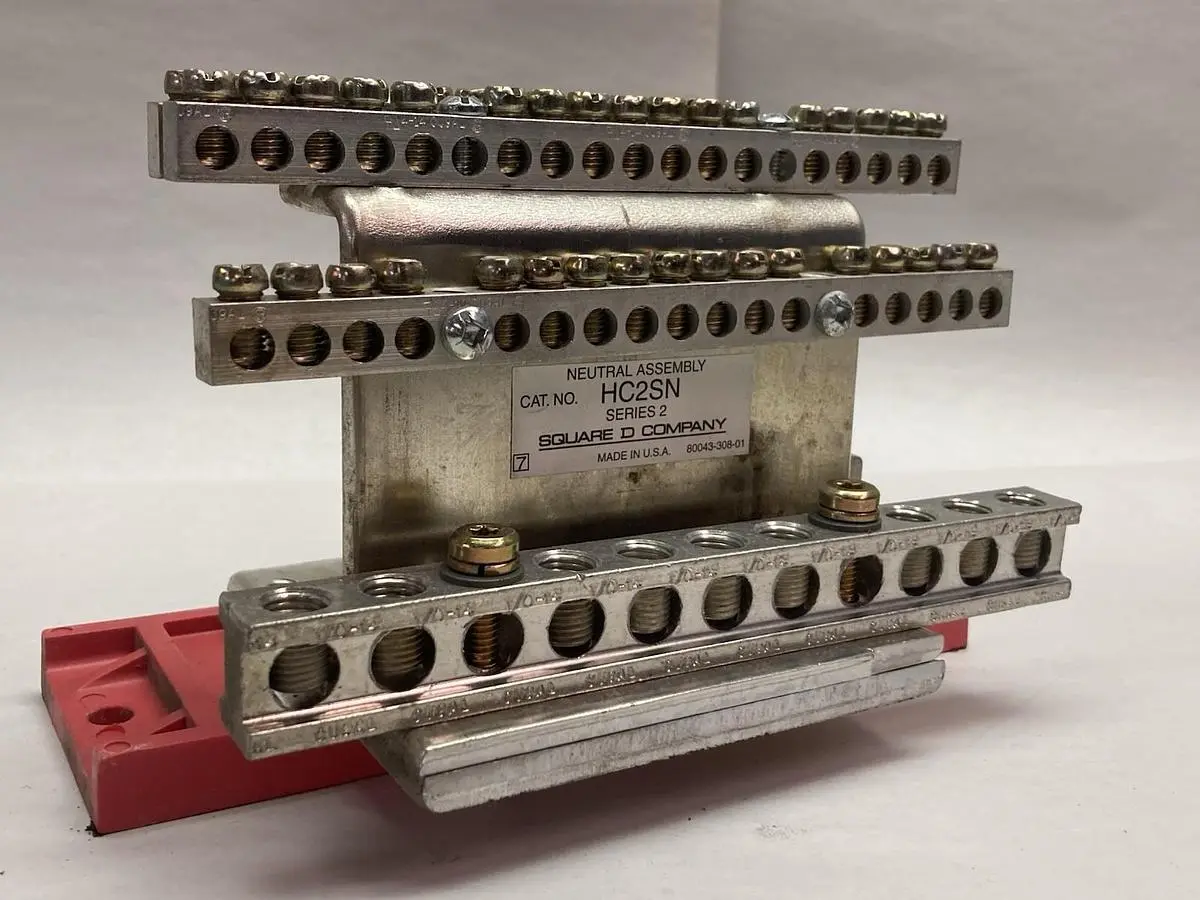 Used SQUARE D HC2SN Miscellaneous Equipment (Electrical & Power) | Surplus Asset Holdings #1201584
