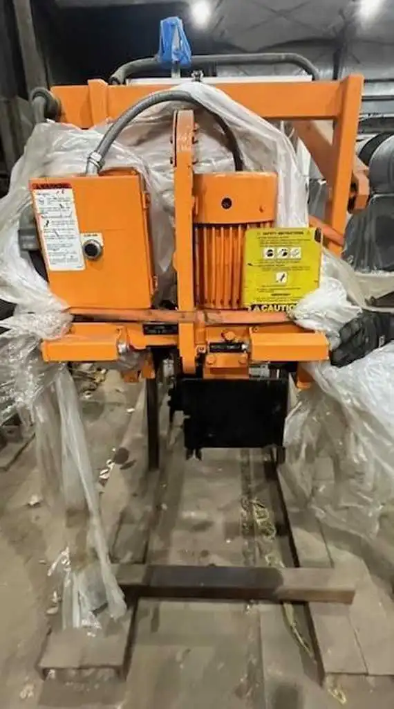 USED 1980 SIGNODE M20