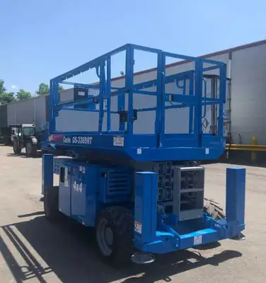 Used 2013 Genie GS3369RT Scissor Lifters New York US | United Lift #1445570