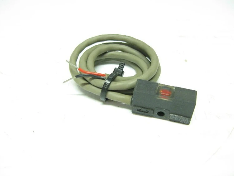 Used SMC D-E73A Photoelectric Sensors Kentucky US | Industrial Parts R Us Inc. #357050