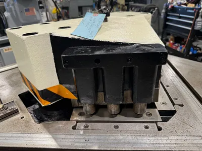 CHICAGO HN-25 Notcher | GMT (5)