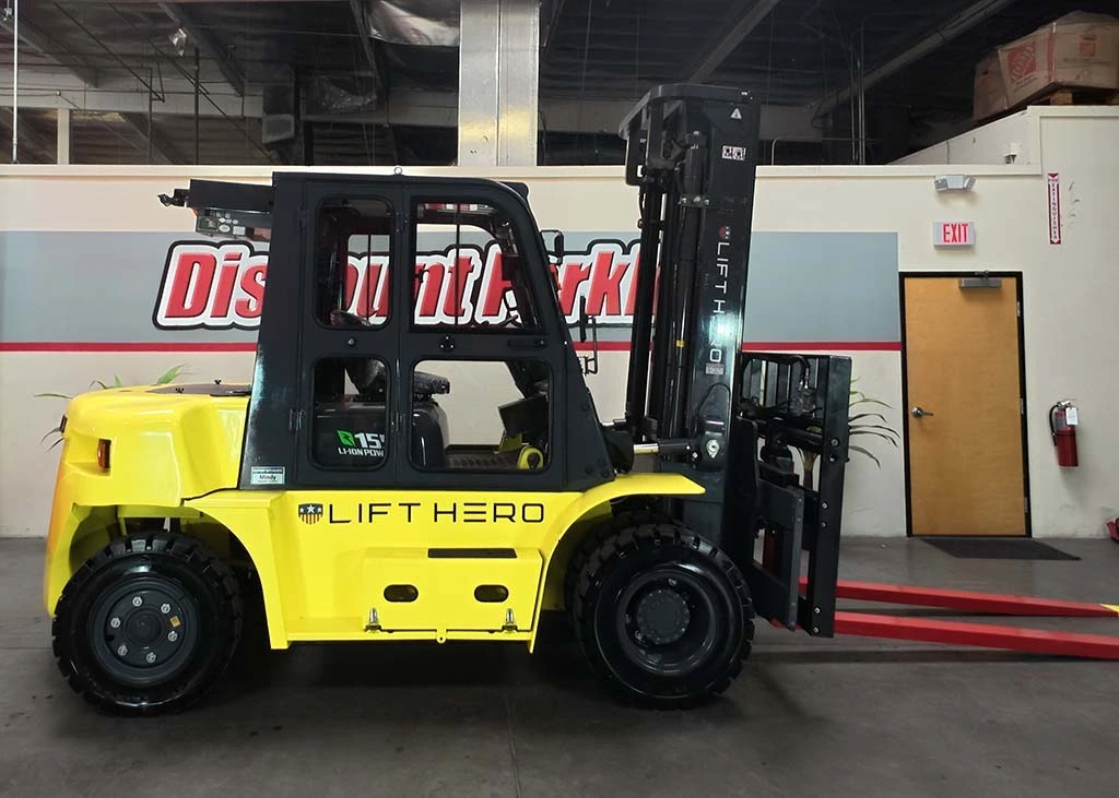 NEW 2025 LIFT HERO CPD70