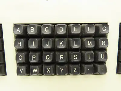 Cincinnati Milacron 3-424-1776A Keyboard with A65-0925-02B-001 Circuit Board