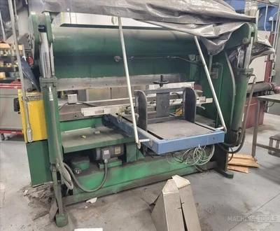 USED 1985 ACCURPRESS 7608