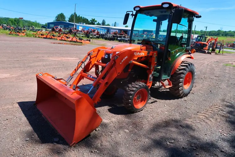 Used 2022 Kubota LX2610HSDC Tractors & Trailers | Rubbl #986094