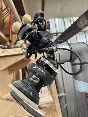 USED 2022 UNIVERSAL ROBOTS UR5E