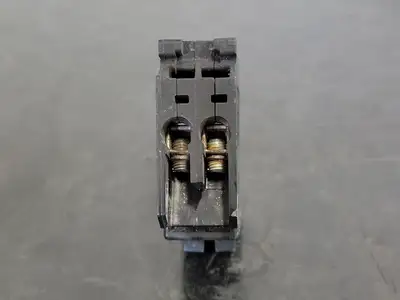 15 Amp, 2 Pole, 120/240 volts Circuit Breaker