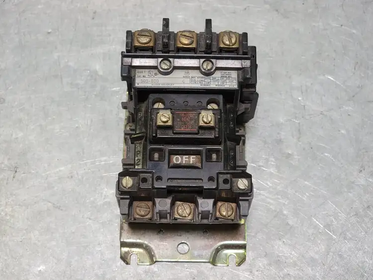 Used ALLEN-BRADLEY 505-B0D Switchgears British Columbia CA | Lenmark #243589