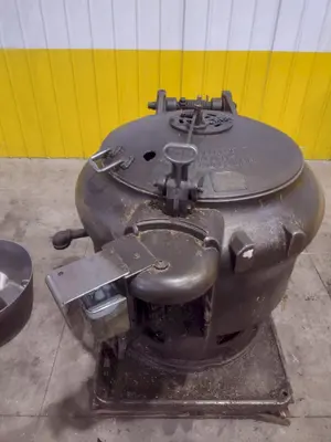 30" BARRETT MODEL #1100E MOTORIZED CHIP SPINNER / WRINGER w/ (2) CHIP PANS: STOCK #23373
