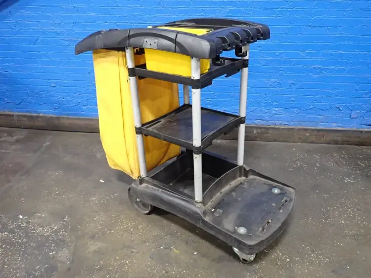 Used RUBBERMAID _UNKNOWN_ Miscellaneous MRO Ohio US | HGR 24 #1083889