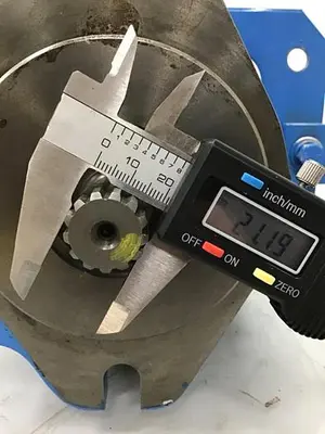 USED VICKERS PVQ40AR05AA10D0100000100100CD0AD