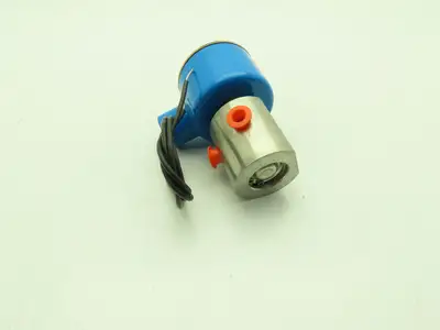 Honeywell Skinner 714X5D1A Solenoid Valve 3-Way NC 120V 150 PSI 1/8" NPT
