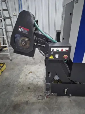 2012 HYUNDAI WIA F400 Vertical Machining Centers | Toolquip, Inc. (37)