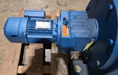 USED SEW EURODRIVE R147R77DRE80M4BE1HR