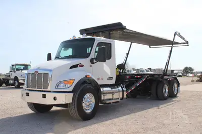 New | in-Stock 2027 PETERBILT 548 Rolloff Trucks Texas US | Roll Off Truck World #1492019