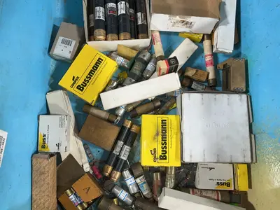 Used _UNKNOWN_ _UNKNOWN_ Fuses Ohio US | HGR 24 #1547056