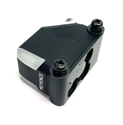 USED KEYENCE SENSOR HEAD, STANDARD, MONOCHROME, AUTOMATIC FOCUS MODEL