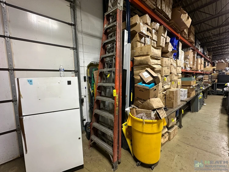 Used _UNKNOWN_ WERNER 10FT 7410 ELECTRO MASTER STEP LADDER Ladders Illinois US | Heath Industrial Auction Services #1549876