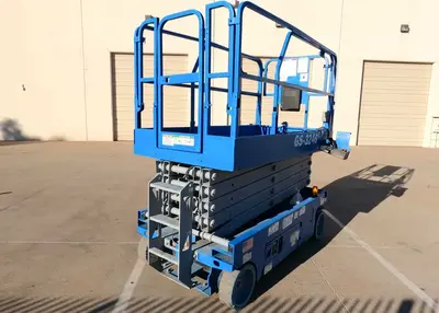 USED 2016 GENIE GS-3246