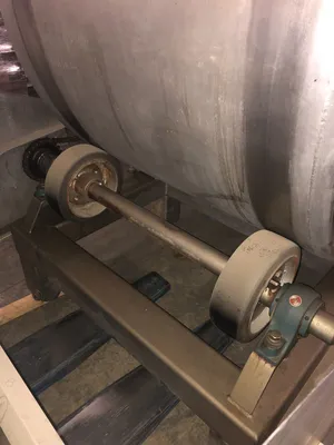 USED FPEC 2000 lbs Vacuum Tumbler
