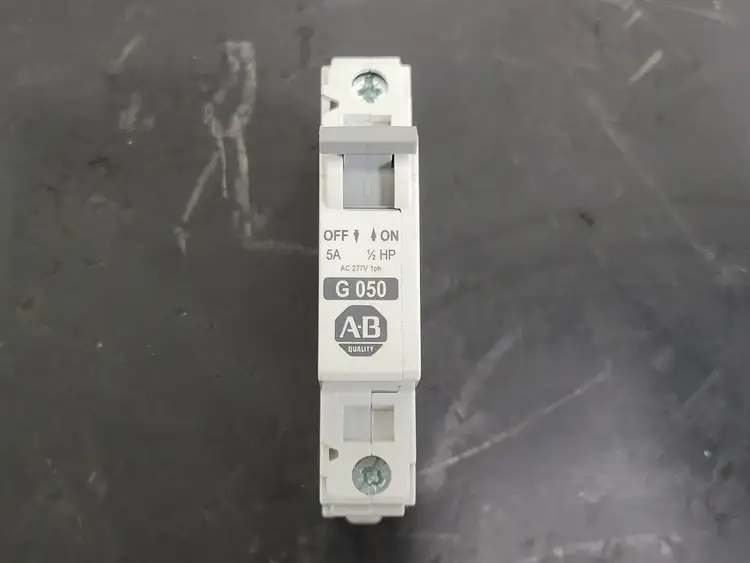 Used ALLEN-BRADLEY 1492-CB1-G050 Switchgears British Columbia CA | Lenmark #243100