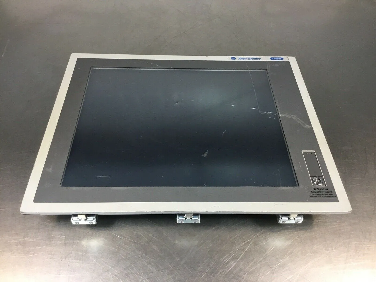 Allen-Bradley Versa View 1700M Bezel 17” Touch Screen Display (as pictured) 2E