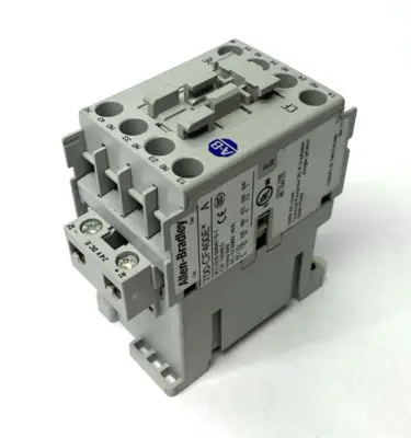 Used Allen-Bradley Ser. A Industrial MCS-CF Control Relay 4 NO 24VDC Relays & Switches Michigan US | Maverick Industrial Sales #1399939