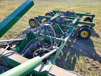 USED 2016 JOHN DEERE 1890 / 1910