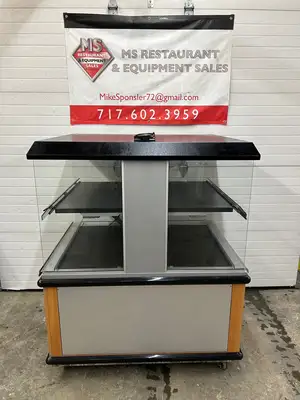 Custom Deli Inc DILW4H 2 Shelf Hot Food Merchandiser Heated Display Refurbished