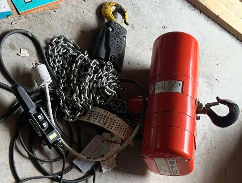 USED COLUMBUS MCKINNON LODESTAR RT