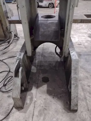 60 TON BLISS MODEL #C-60 OBI STAMPING PUNCH PRESS 8" STROKE: STOCK #23462