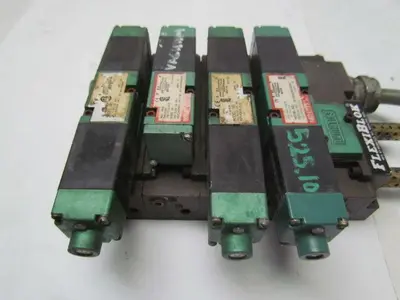 Flexiblok 5 Blocks w/ end caps and 4 numatics 081S Series Valves