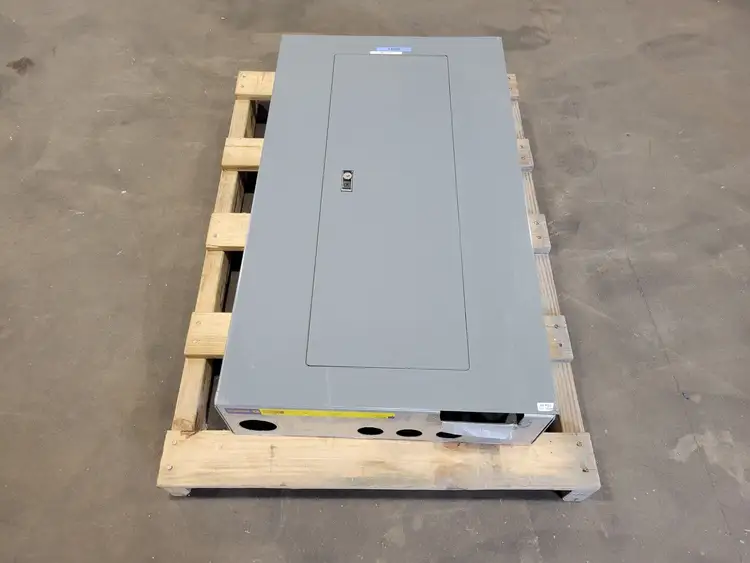 Used SQUARE D NQOD442L225CU Switchgears British Columbia CA | Lenmark #835481