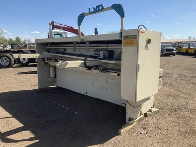 1993 LVD hydraulic shear model JS-C-25/10, 460 volt 3 phase electric, max 10’ wide cut, 39” max back...
