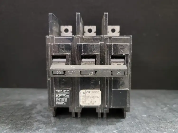 Used SIEMENS BQ3B020H Switchgears British Columbia CA | Lenmark #243912