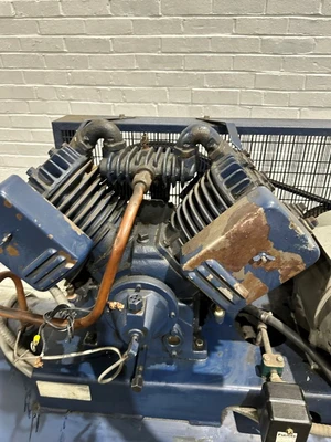SAMP 10HP AIR COMPRESSOR